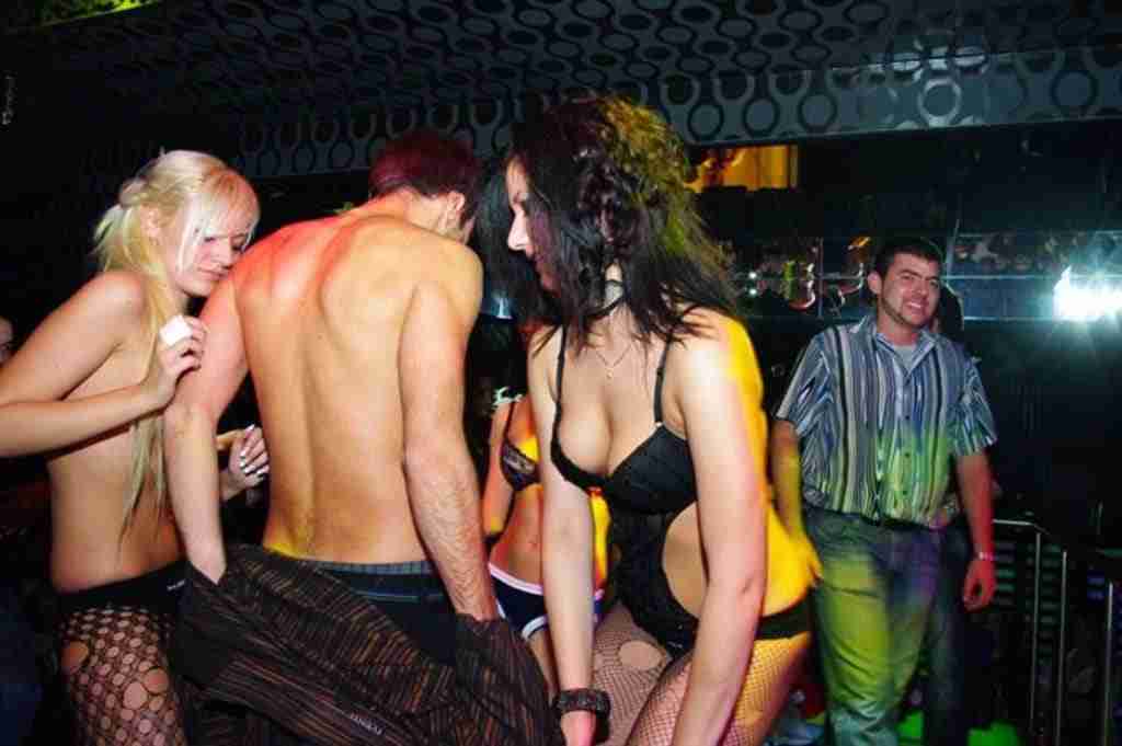 The Ultimate Guide To Starting A Swingers Club In The Uk 1 111.1 Girls.co.uk