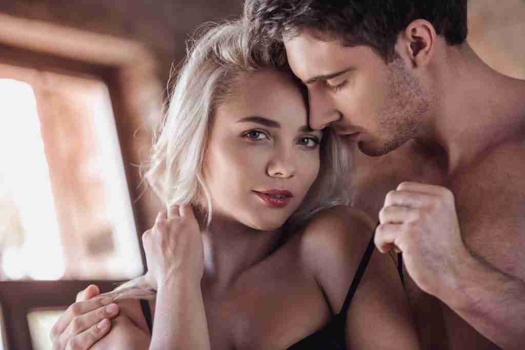 5 Sex Positions To Try If It'S Your Partner'S First Time 8 128.8 Girls.co.uk