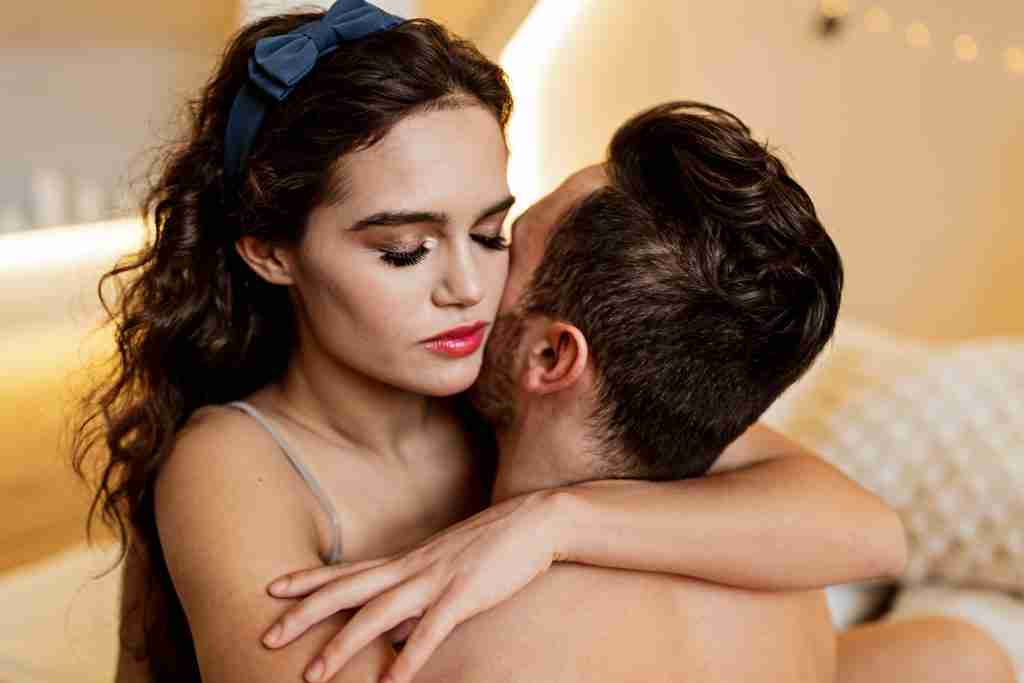 5 Sex Problems Even Hot Couples Face 5 129.4 5 Sex Problems Even Hot Couples Face Girls.co.uk