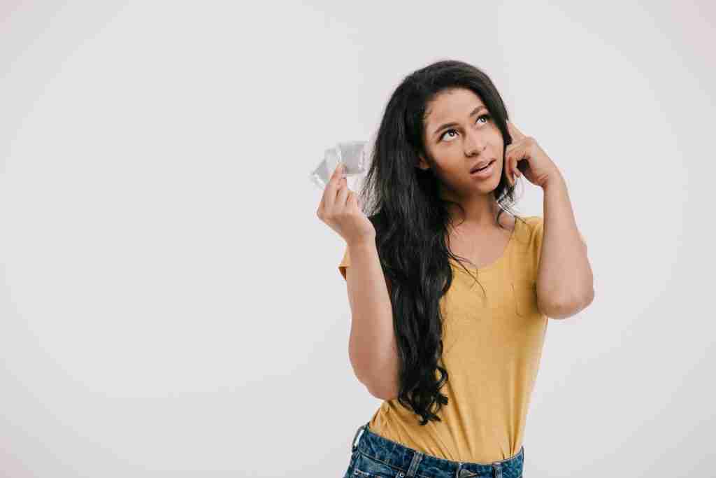 Non-Latex Condoms: A Safe And Effective Alternative For Latex Allergies 2 146.3 Girls.co.uk