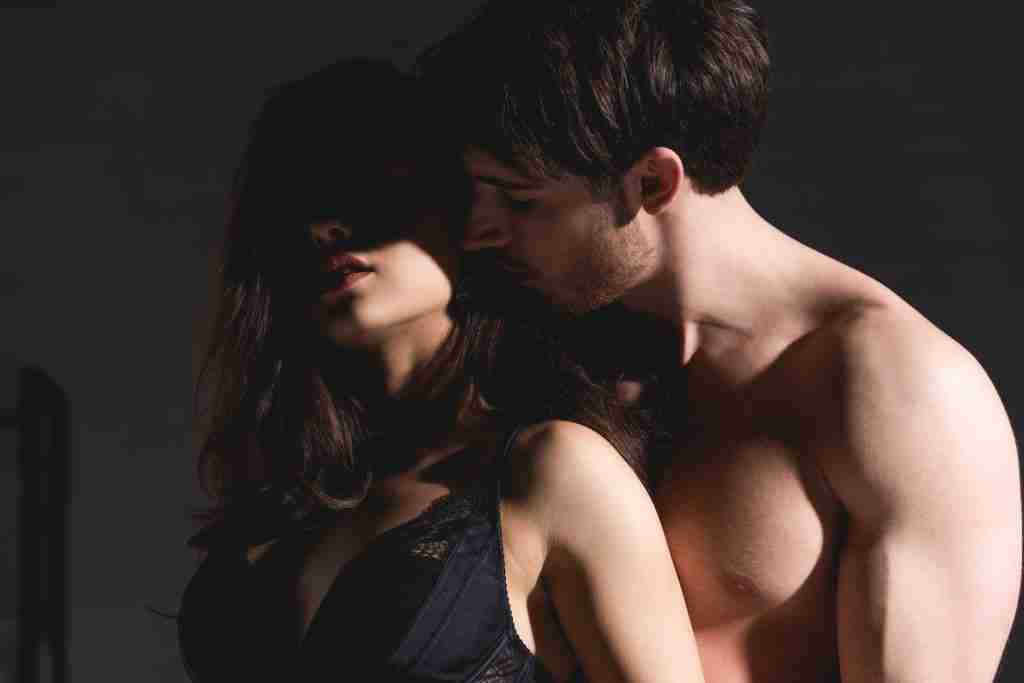 How To Actually Do The 'Eiffel Tower' Sex Position 4 Sexual Relationship