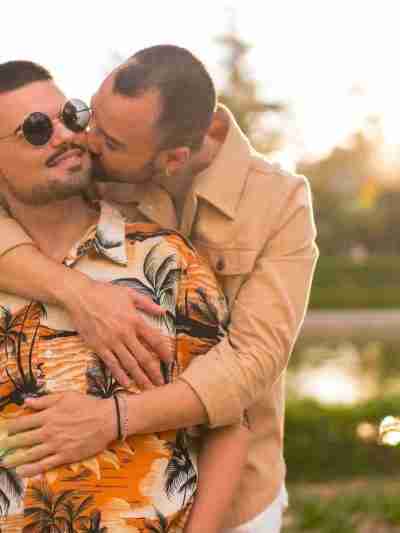 Gay Dating Airdrie