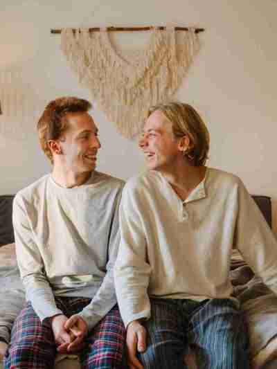 Gay Dating Ampthill