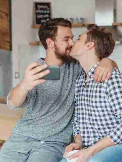 Gay Dating Glenrothes