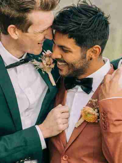 Gay Dating Newton Mearns