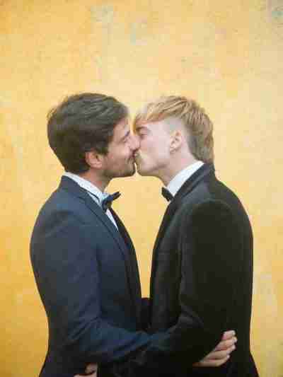 Gay Dating Redhill