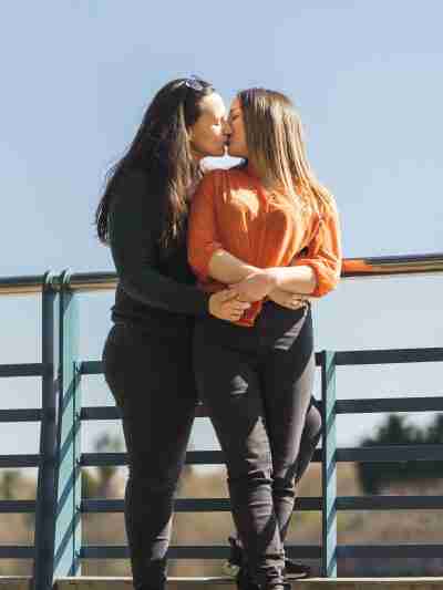 Lesbian Dating Bradford