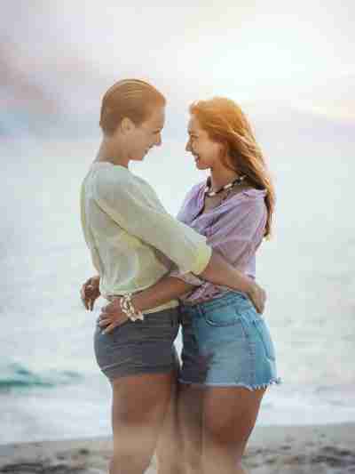 Lesbian Dating Newport