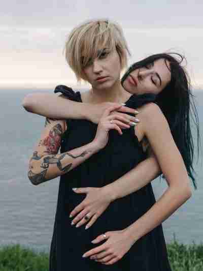 Lesbian Dating Nuneaton