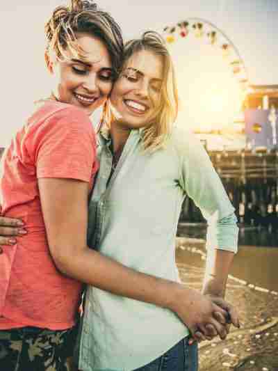 Lesbian Dating Redditch