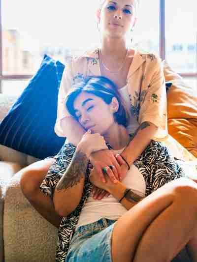 Lesbian Dating Stroud