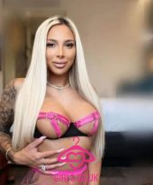 CELINE NEW IN TOWN FOR 3 DAYS CALL ME