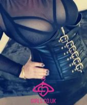 Charlie Suede – Sensual Artist, Tantra and Dominatrix