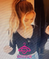EMMA OF PLYMOUTH – ENGLISH STUDENT IN CITY CENTRE 29YRS.